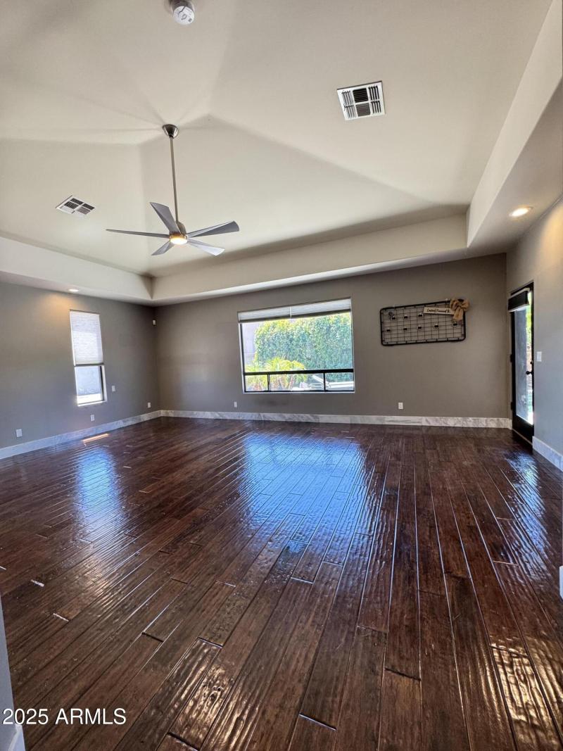 Primary/Master Suite