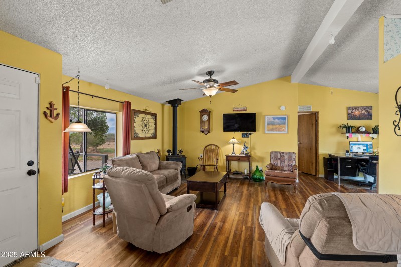 2 Interiors-2