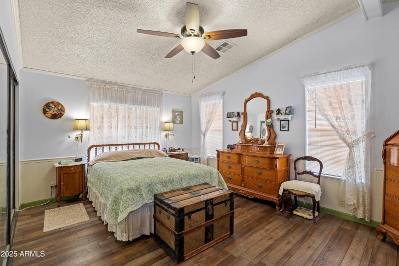 2 Interiors-10