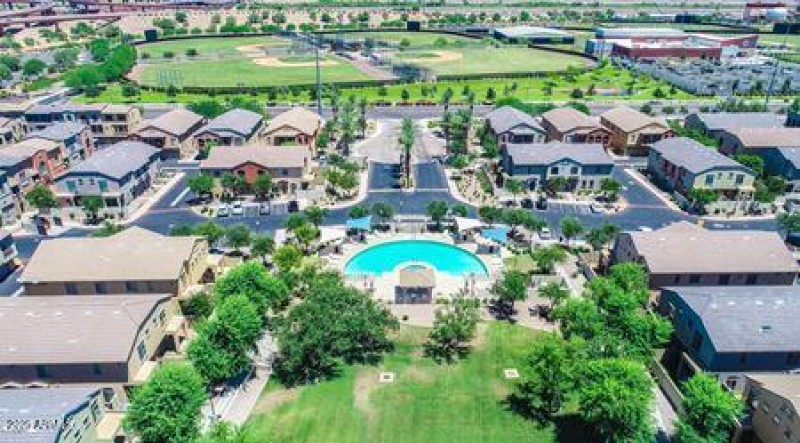 Arial Pool_Sloan