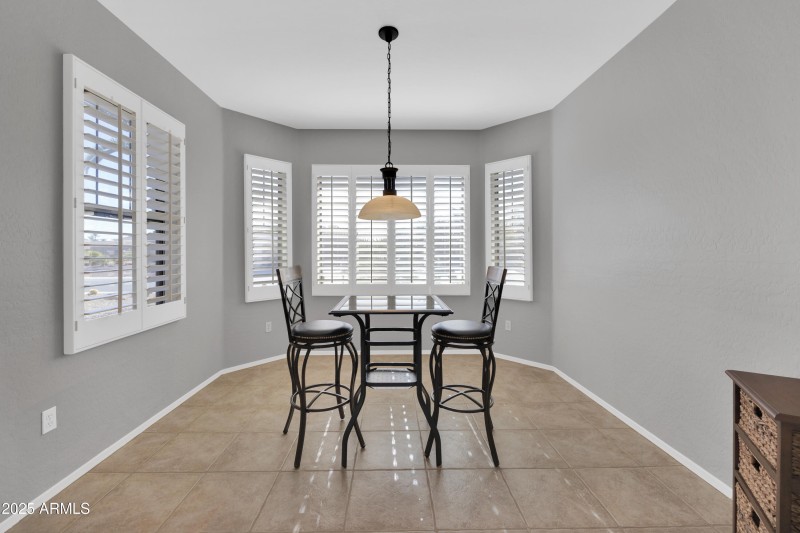 BREAKFAST NOOK