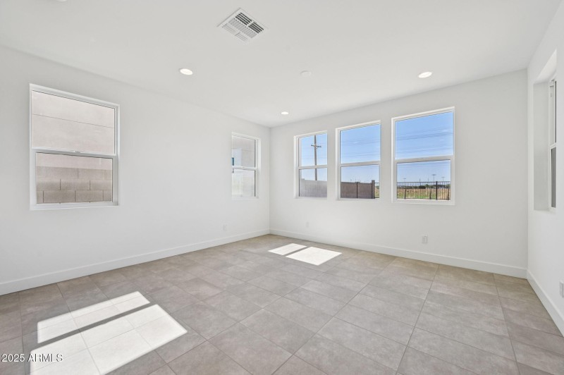 Dining Room VIew B