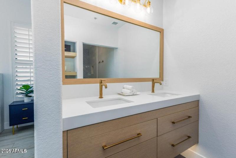 20241001214830642173000000-o