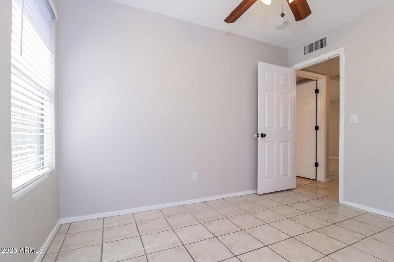 238210-photo-6329b05aebfdc