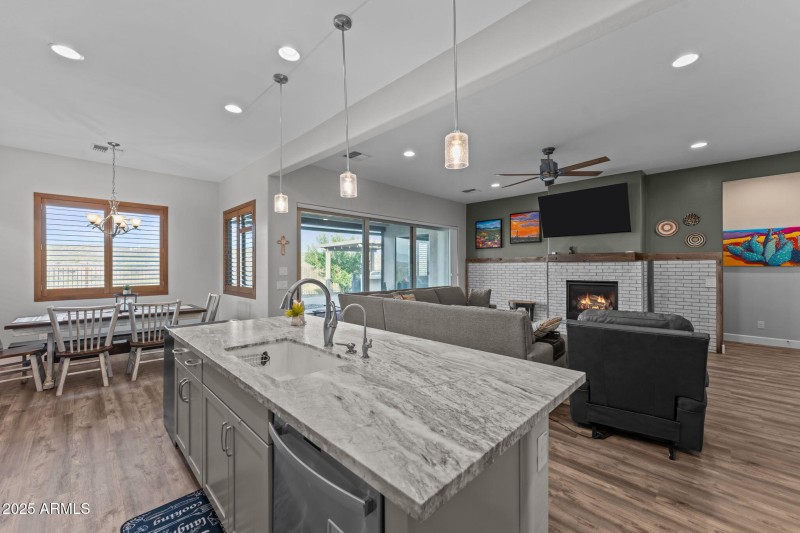 4265 Copperhead Dr