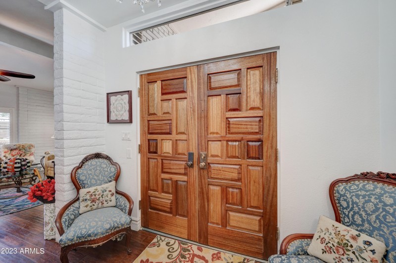 4525 N 66th-6