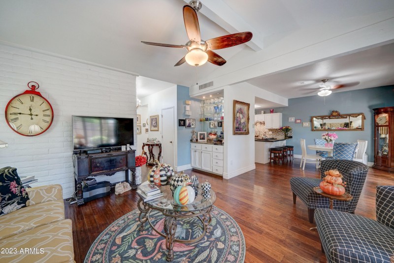 4525 N 66th-8