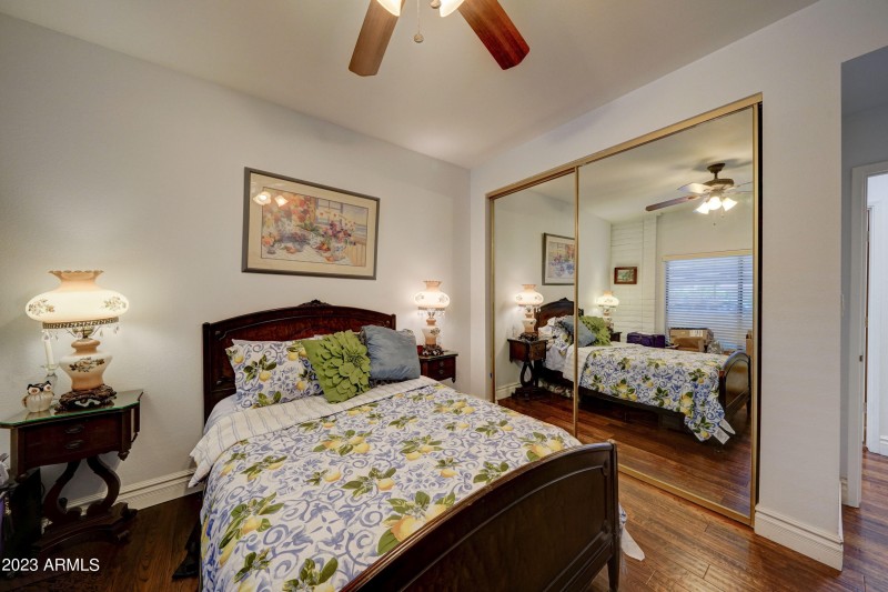 4525 N 66th-18