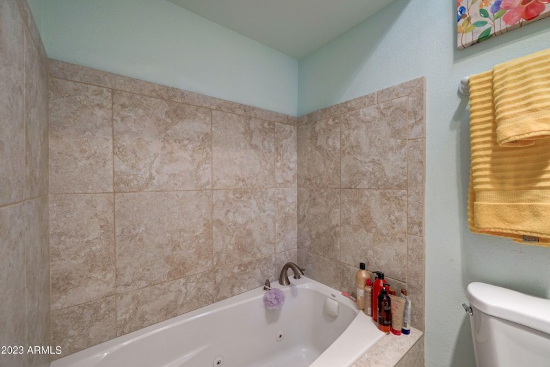 4525 N 66th-24
