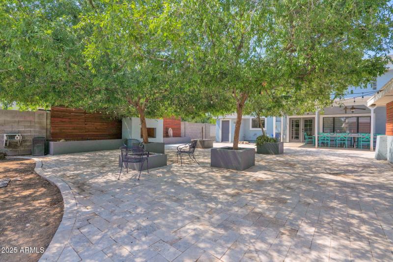 27-web-or-mls-P1246808