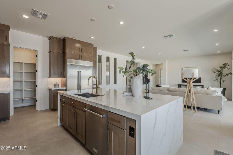 lot 34 GR to Kitc and study