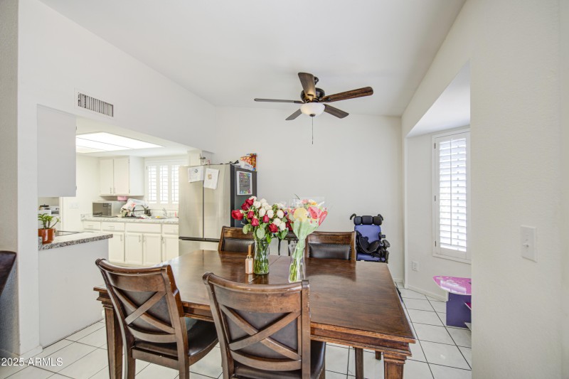 Dining Area 1