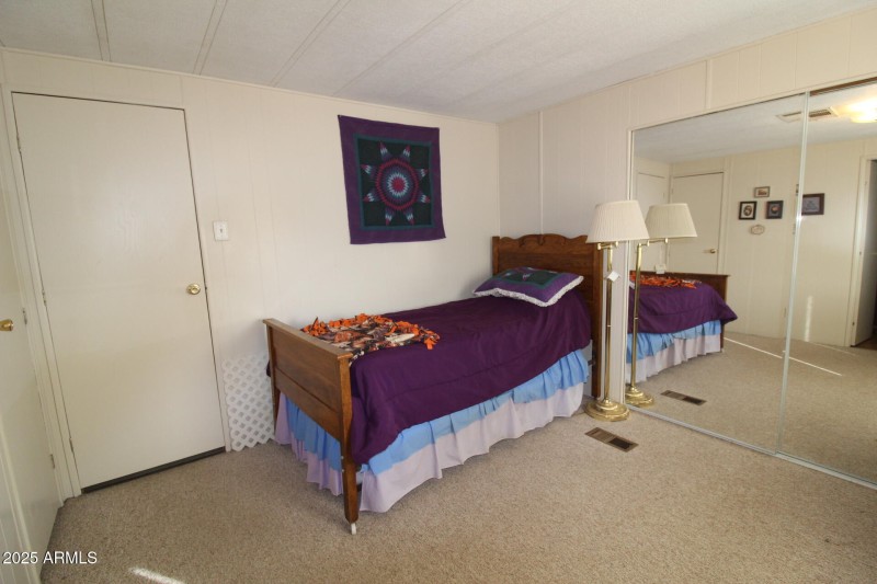 bedroom 2 (3)