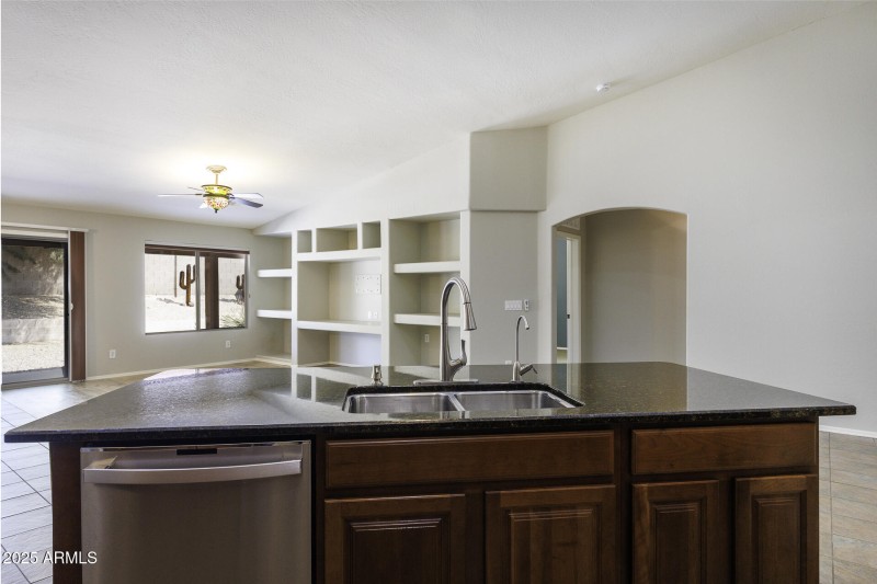 Kitchen 5