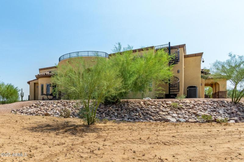 67 - Desert Vista