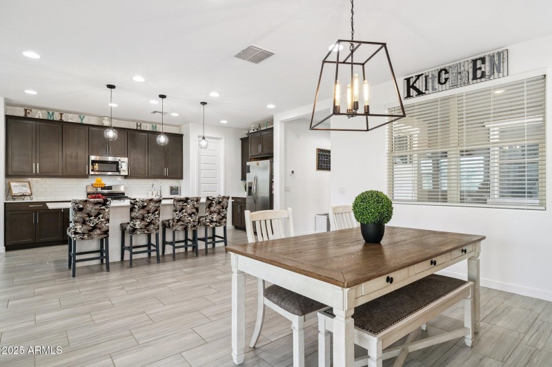 13-web-or-mls-12347-e-soloman-rd