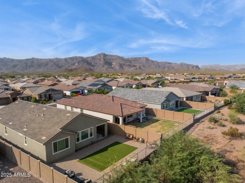 75-web-or-mls-12347-e-soloman-rd