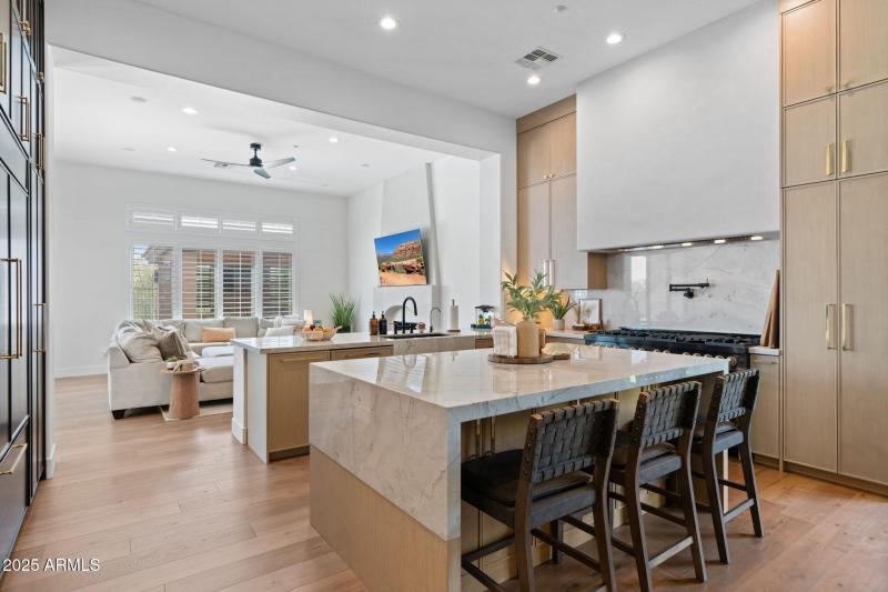 41622 N RIVER BEND RD