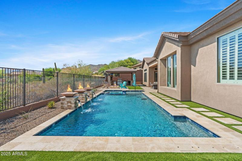 41622 N RIVER BEND RD