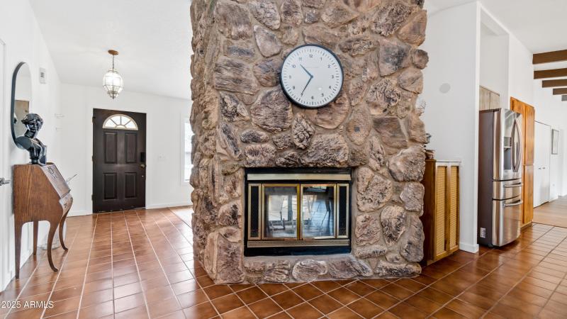 60 Gunsight Hills Dr-11