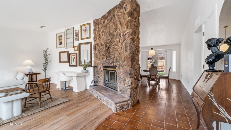 60 Gunsight Hills Dr-12