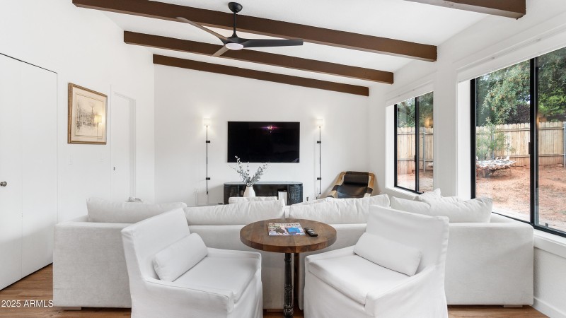 60 Gunsight Hills Dr-27