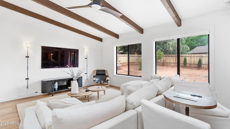 60 Gunsight Hills Dr-28