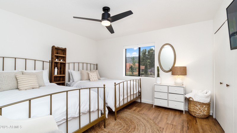 60 Gunsight Hills Dr-35