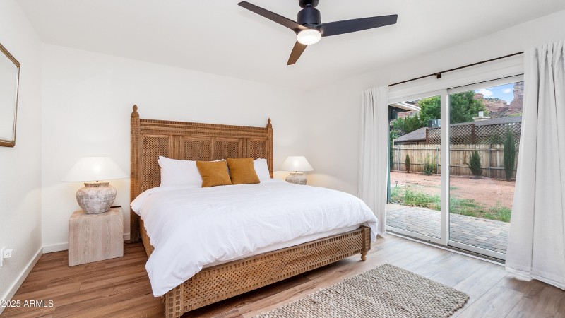 60 Gunsight Hills Dr-37