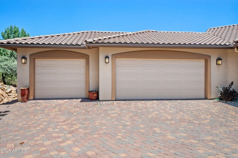 Three Car Garage