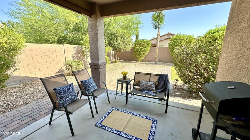 9D9853D9-C358-429D-B64E-72FF7BD780A7_1_2