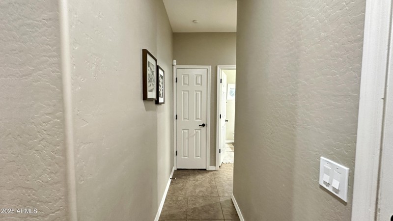 728D95F0-1C1E-489F-8B76-346D5D95C7CF_1_2