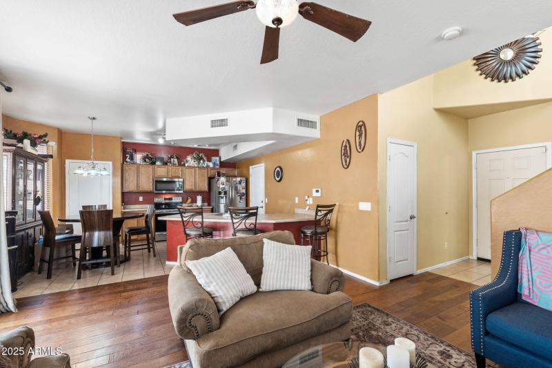 006___9904 E Elena Ave