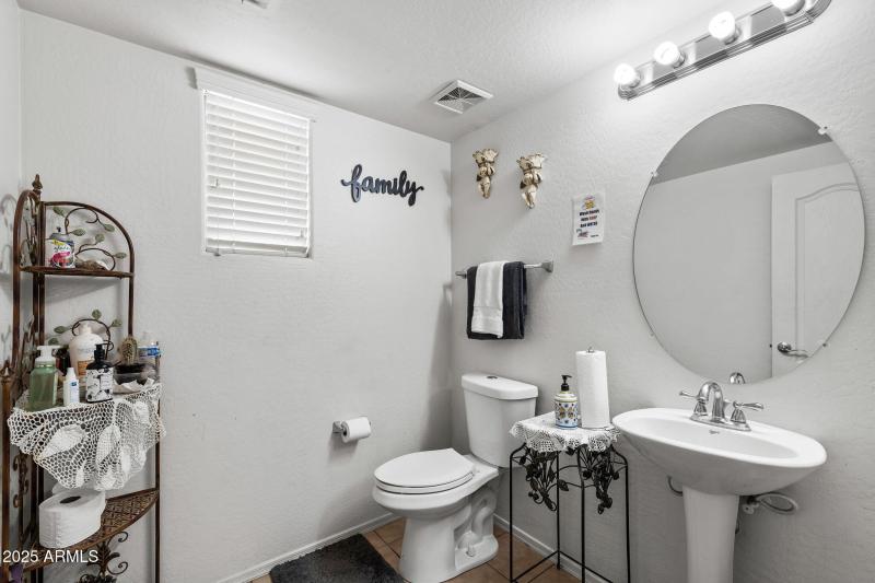 015___9904 E Elena Ave