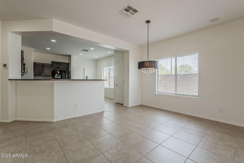 15-web-or-mls-Candlewood-15