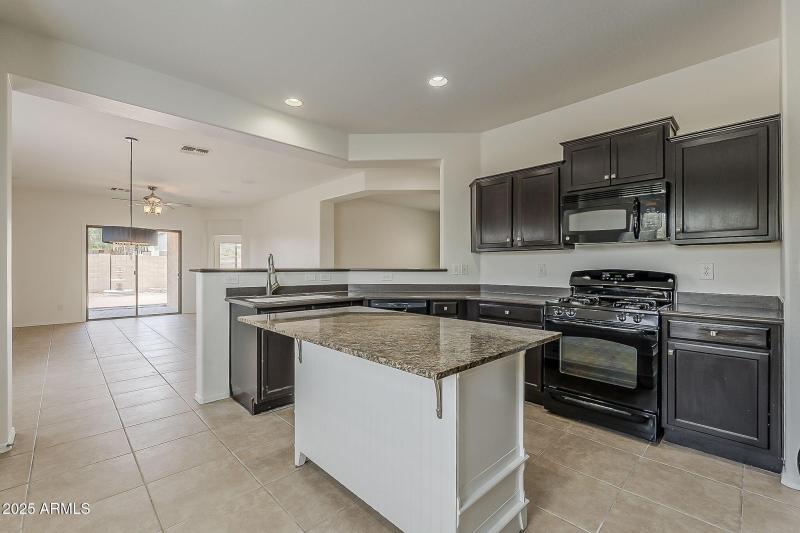 23-web-or-mls-Candlewood-23