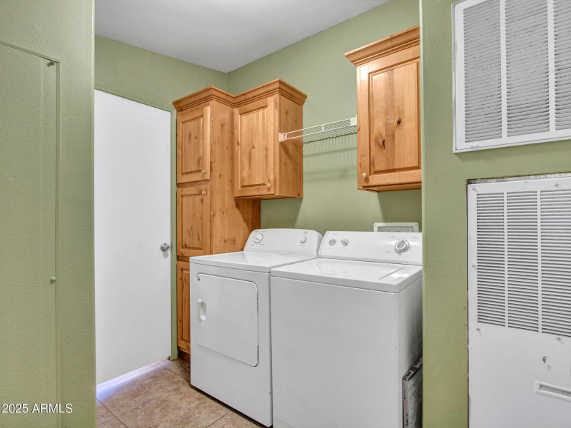 Laundry room + Storage!