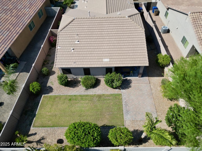 13061955-DCD1-4CD2-A45F-46D9CFCADDF9_1_2