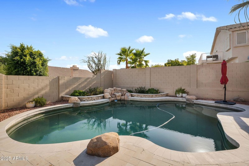 PebbleTec Pool