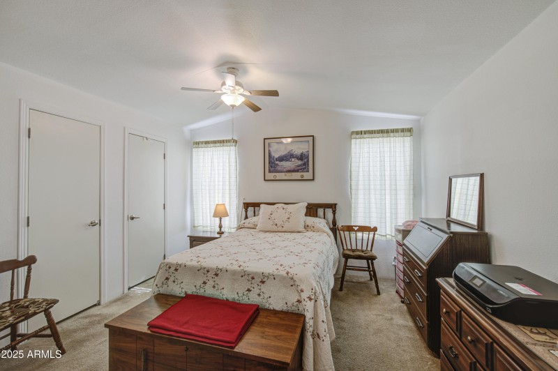 Bedroom-pic 1