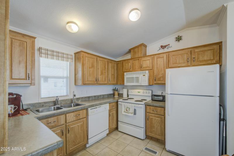Kitchen 3