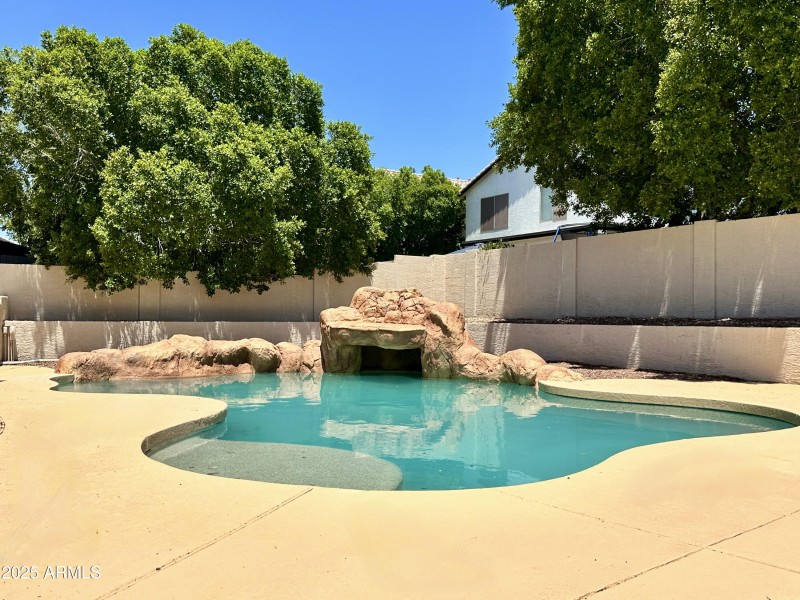 pool
