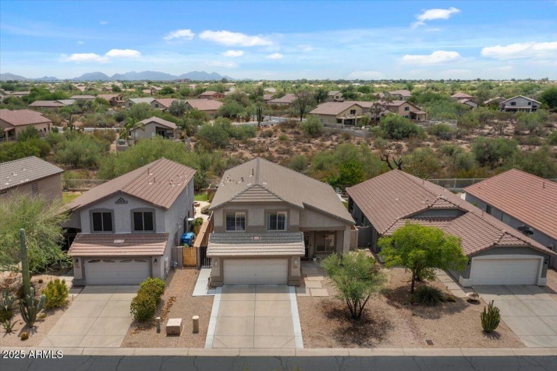 01-Aerial front of home