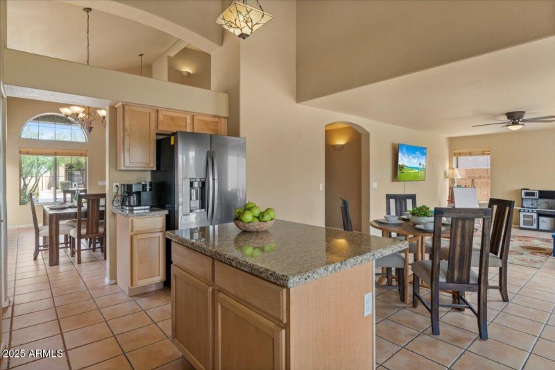 23-Kitchen