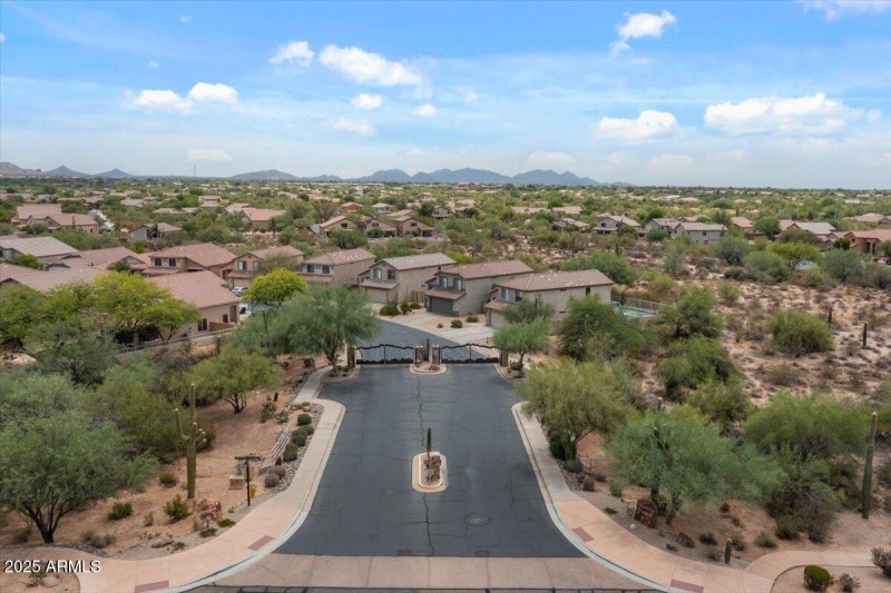 51-Aerial gate