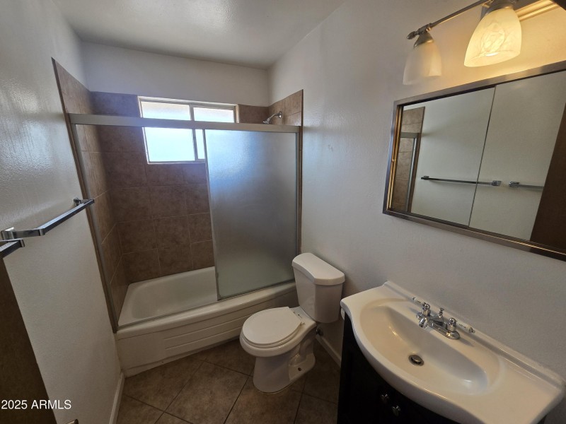 Bathroom (1)