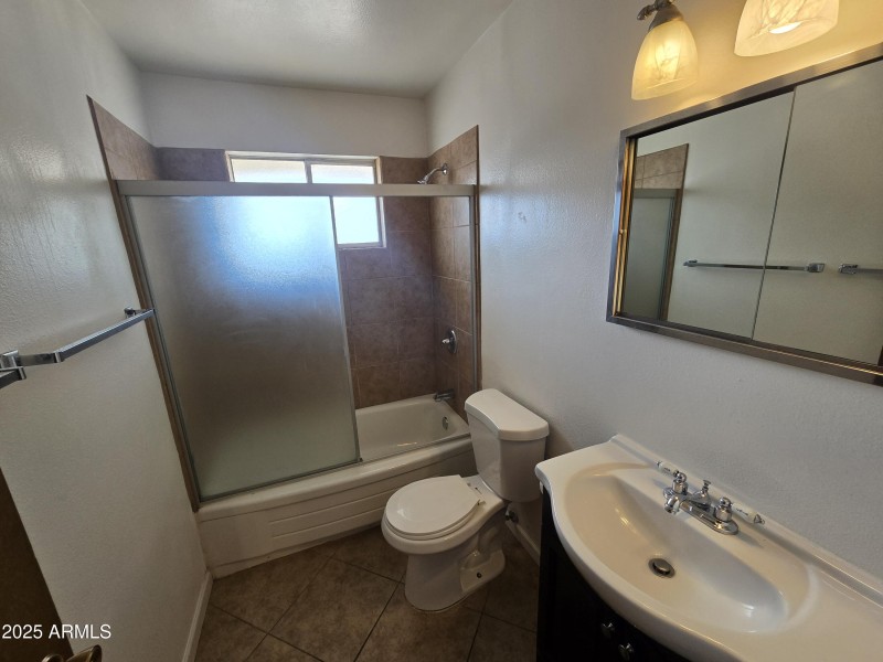 Bathroom (2)