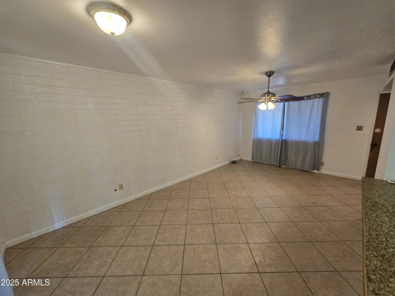 Living Room (3)