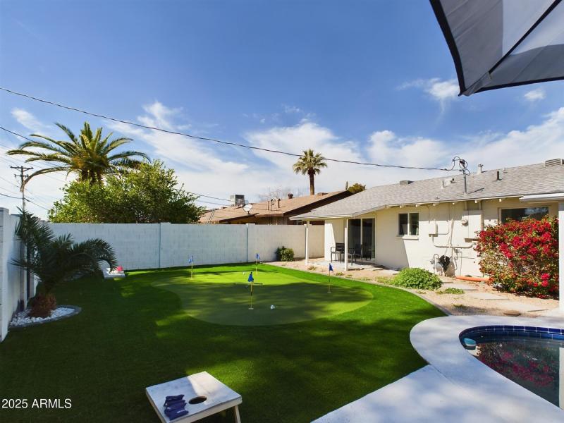 CAM03364G0-PR0008-STILL005