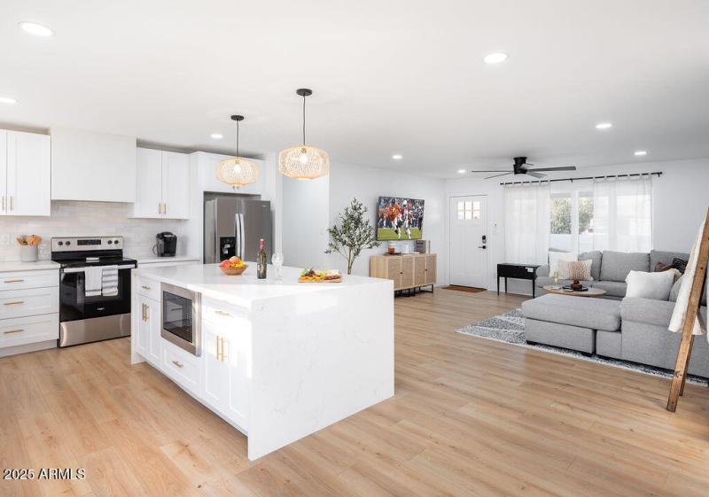 PROPERTYIMAGECO_8335EHubbellSt_WEB-26